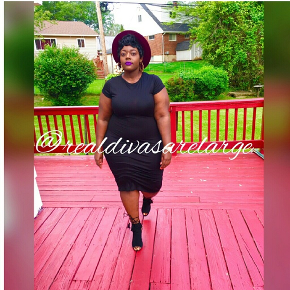 Capped sleeve midi dress - Picture 2 of 7